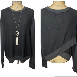 291 Venice Boutique Slit Back Pullover Contrast Hems Warm Size Large